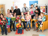 Babypaketübergabe am 27.10.2014 in der Cafeteria des St. Josefsheimes