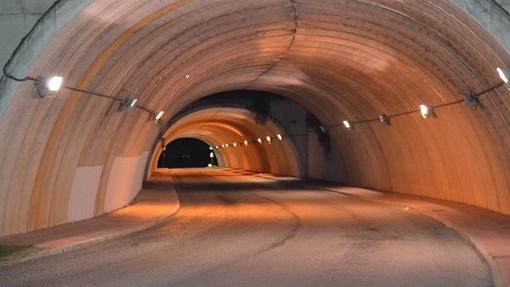 Straßentunnel